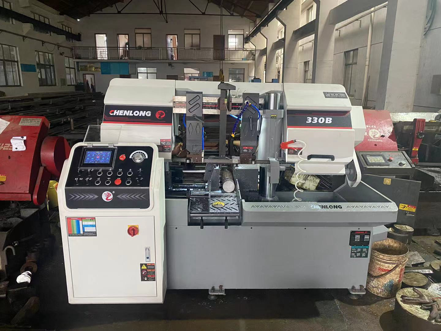 智能高效數控鋸床